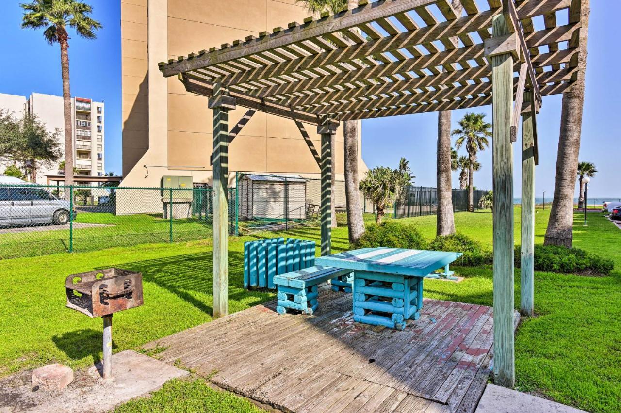 Апартаменты Waterfront Corpus Christi Escape With Pool Access! Экстерьер фото